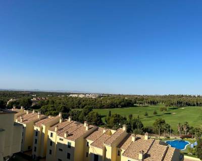 Eladó penthouse lenyűgöző kilátással Campoamor Golfban, Orihuela Costa, Spanyolország