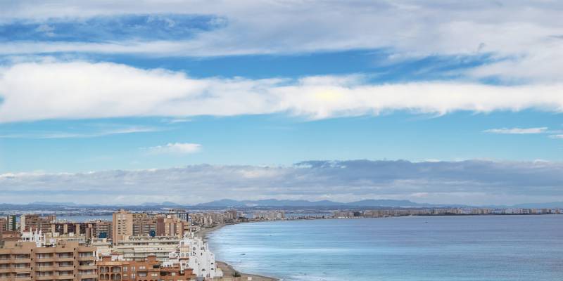 De Costa Blanca en de Costa Cálida: twee juwelen van de Middellandse Zee om een huis te kopen in Spanje